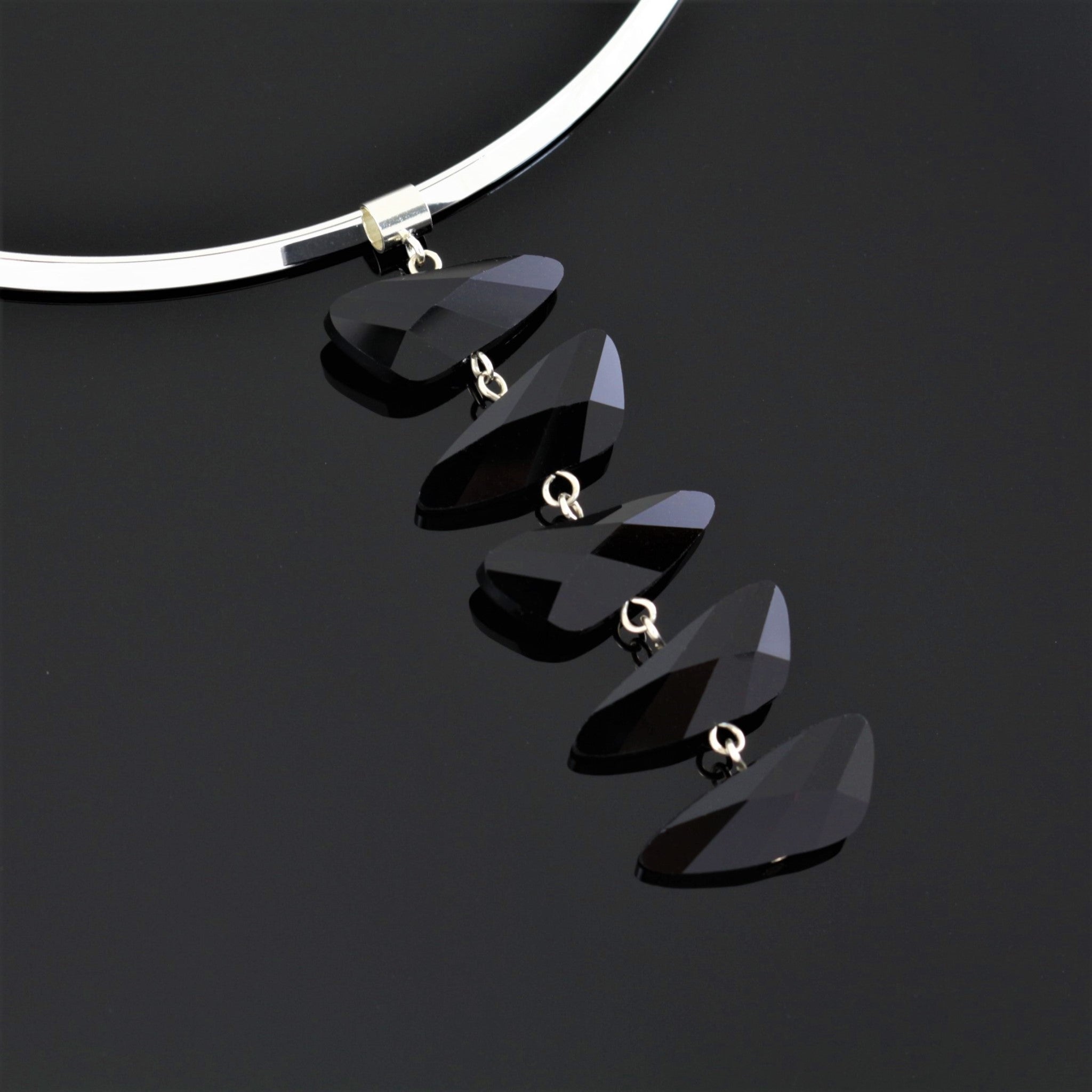 Reflections Necklace in Black