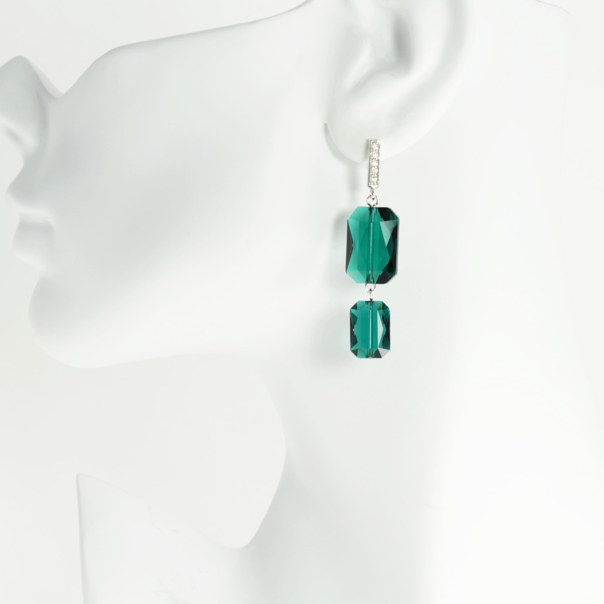 Plaza Earrings in Emerald Green