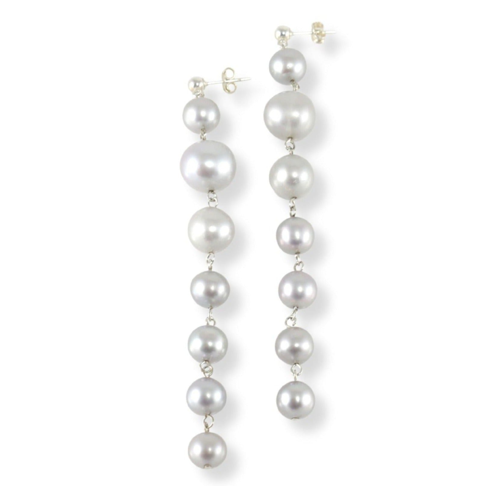 Grey Freshwater pearl dangle earrings with sterling silver. Made with 7 pearls, 3 different sizes, in one vertical row. 